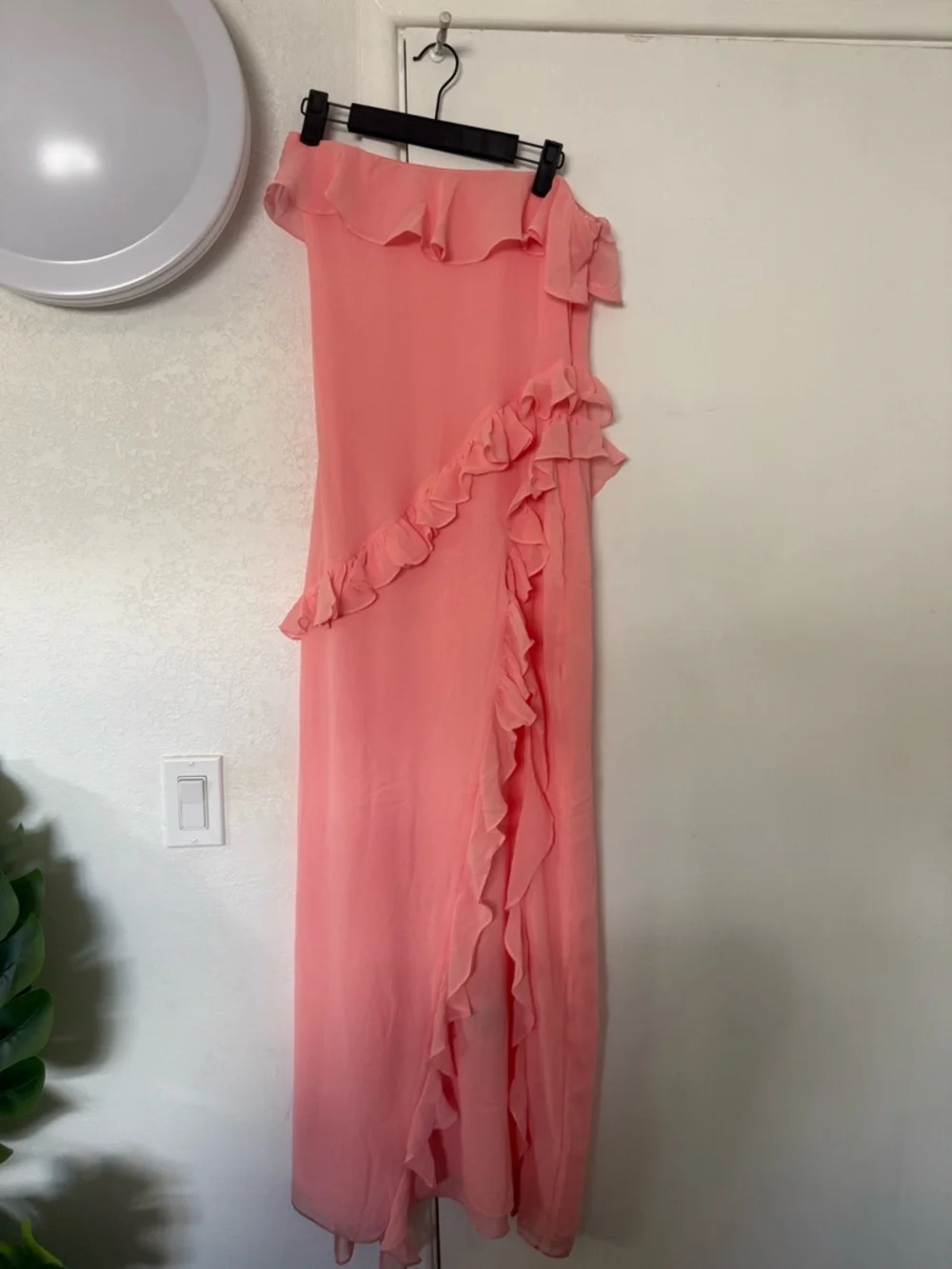 House of CB SARINA Apricot Ruffle Maxi Dress Size small